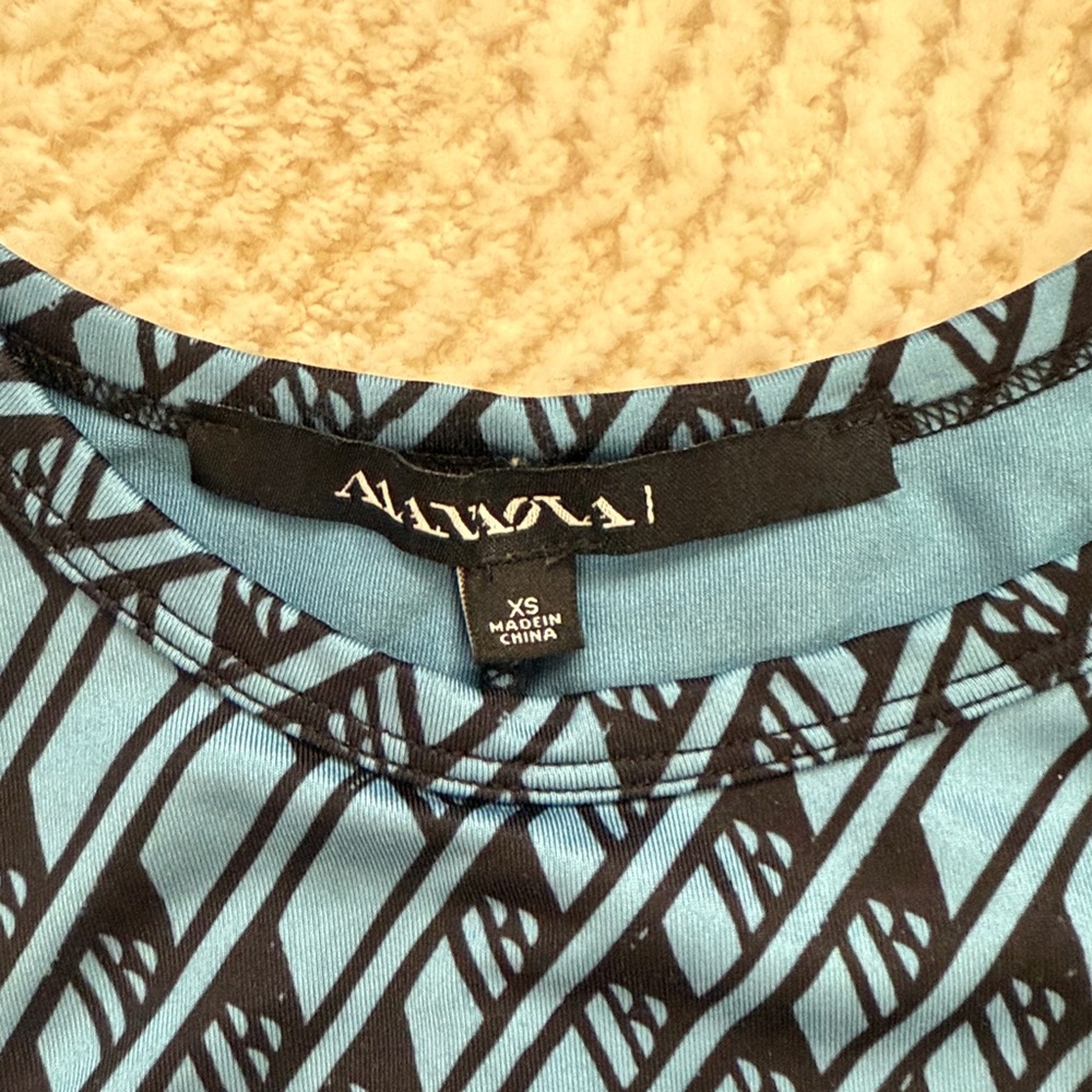 Manaola Blue Dress - Picture 3 of 3